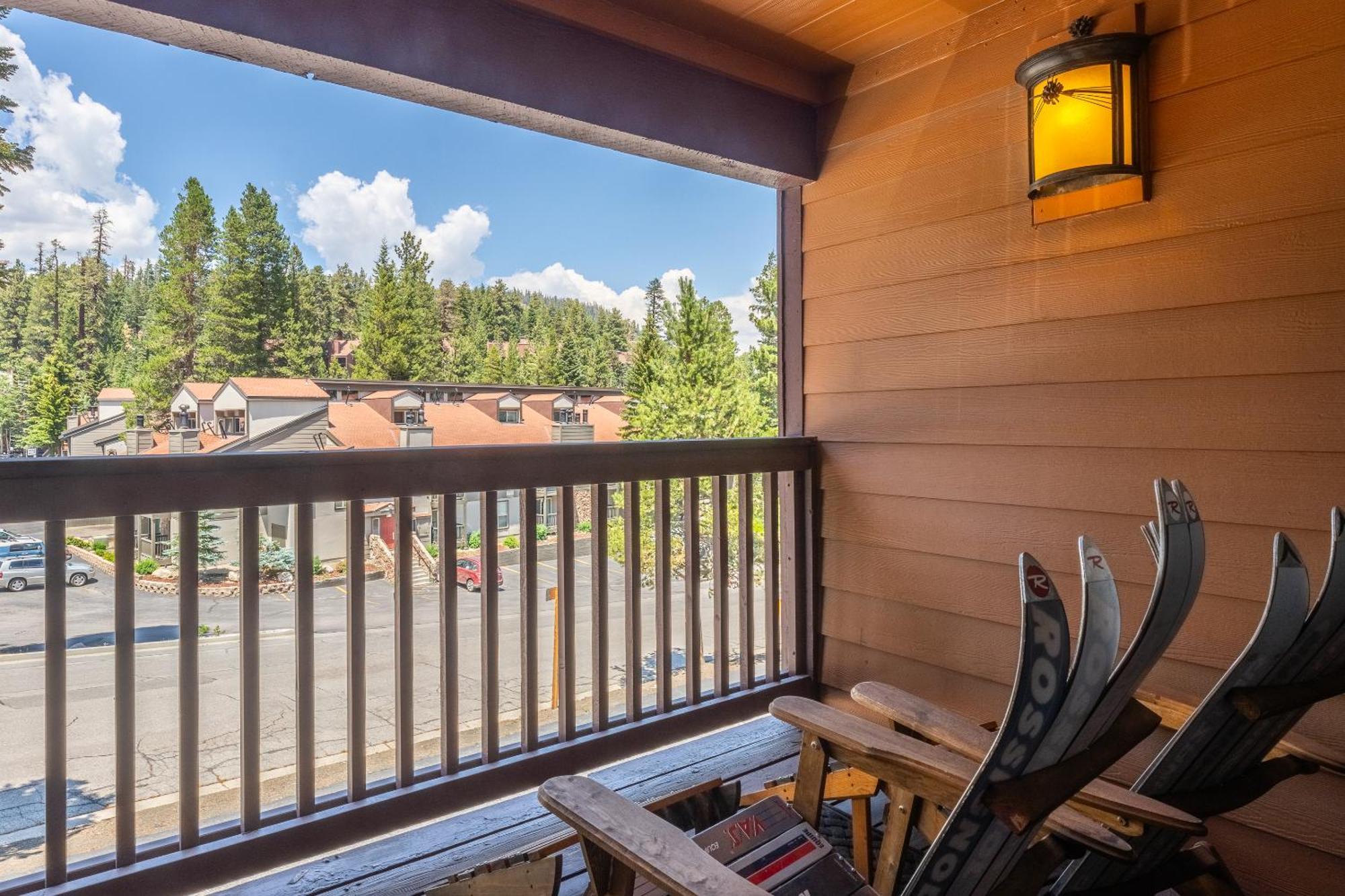 Hébergement de vacances Courchevel #15 - 2 Bedroom, 2 Bathroom, Sleeps 6! Just Steps To Canyon Lodge! Mammoth Lakes
